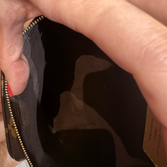 Louis Vuitton Mini Bum Bag - Picture 4 of 14